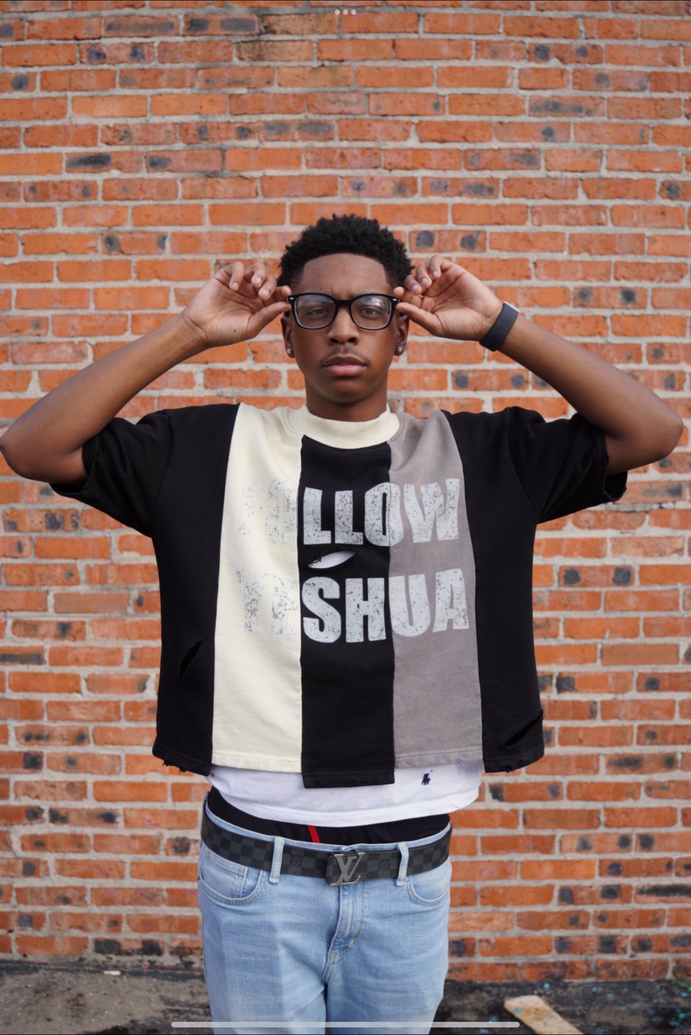 Follow YESHUA Tee